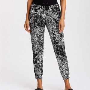 EXPRESS Leopard Joggers